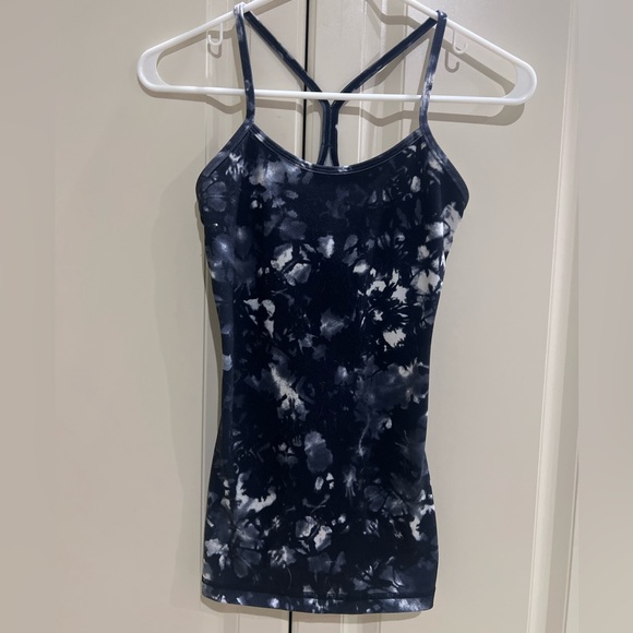 Lululemon Tie Dye Power Y Tank Size US 2 - Picture 2 of 2
